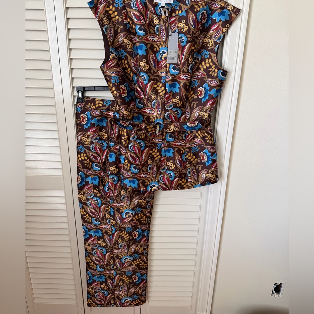 NWT Preston & York Carly ankle pants in size 10 - have matching vest too